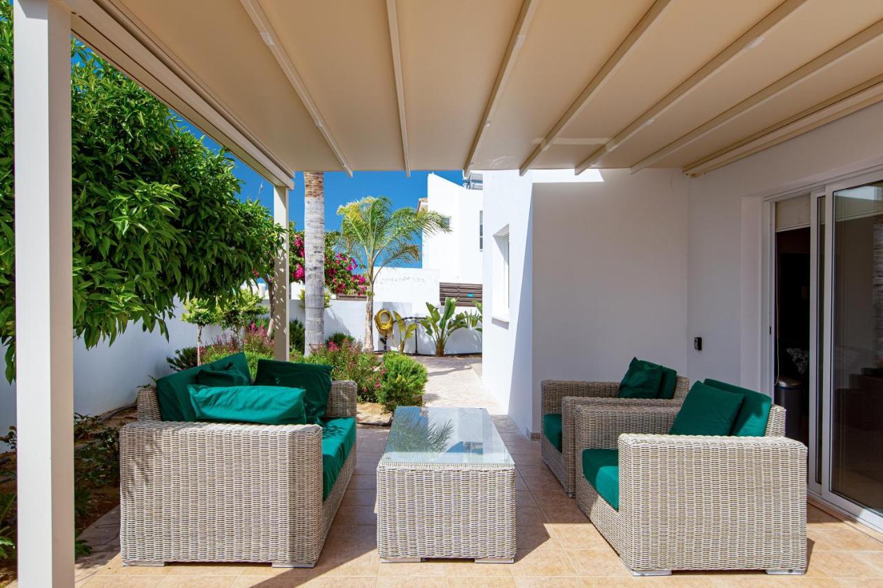 Villa Nova Protaras Bagian luar foto