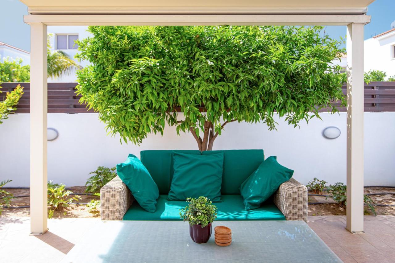 Villa Nova Protaras Bagian luar foto